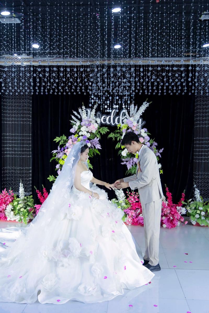 婚礼策划:打造属于你们的梦幻时刻
